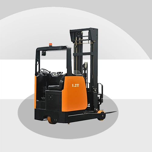 Reach truck